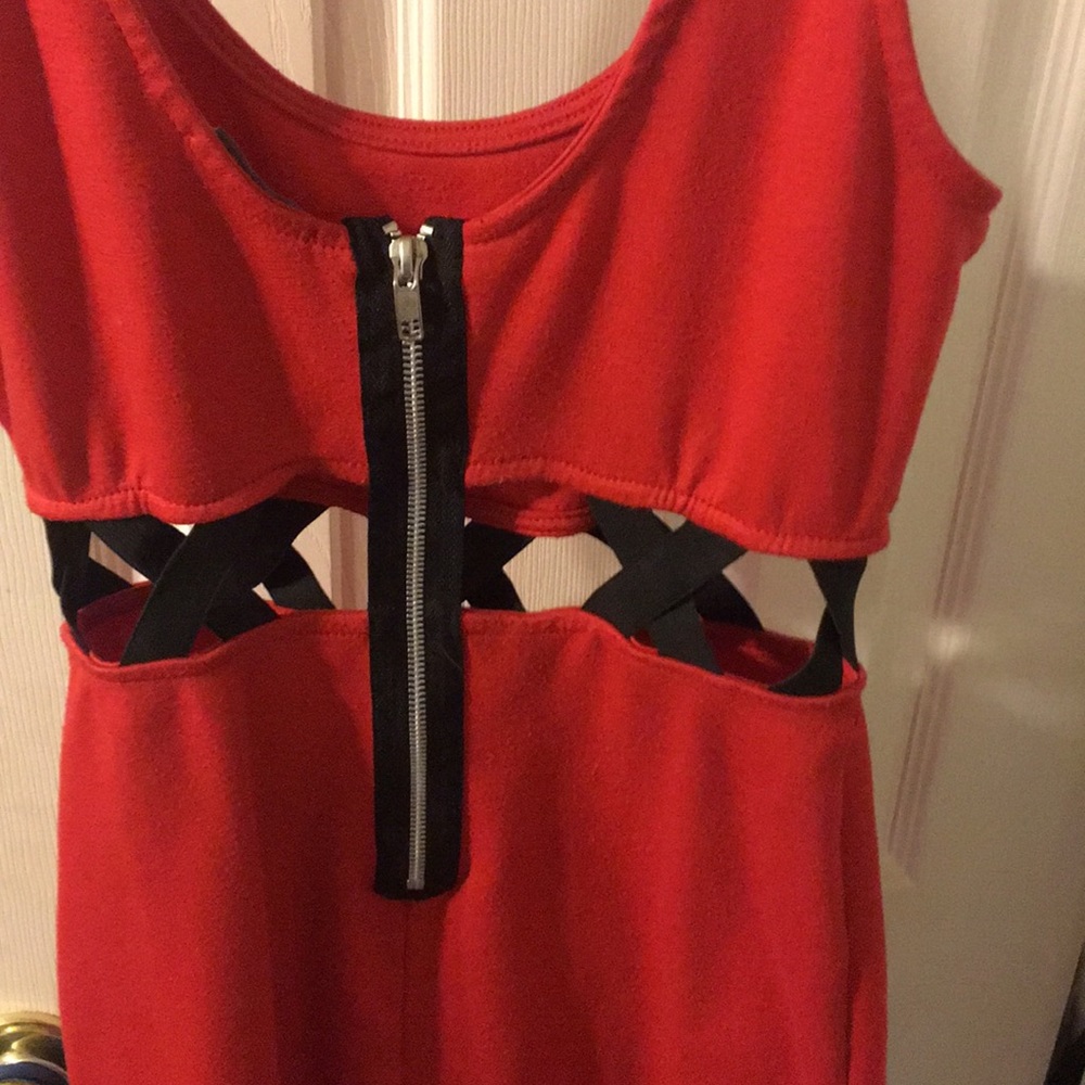 Dress - Picture 2 of 2
